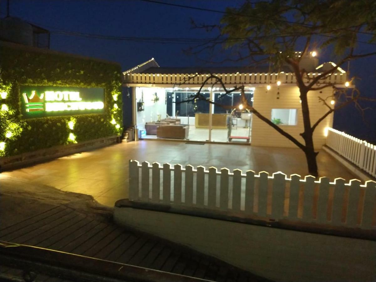 Hotel Beechwood Mussoorie Dış mekan fotoğraf